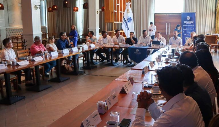 ¿Qué resultados presentó la SSC y FGE a empresarios de Playa del Carmen? Se refuerza la coordinación institucional