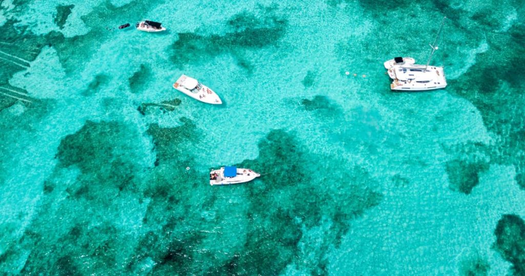 Cómo ir de Cancún a Isla Mujeres: Guía definitiva 1 Cómo Ir de Cancún a Isla Mujeres: Guía Completa