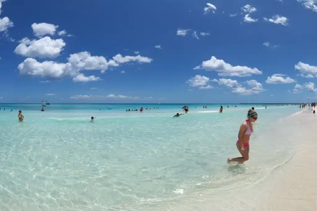 3 Playas imprescindibles para visitar en Playa del Carmen 2 playa mamitas 2