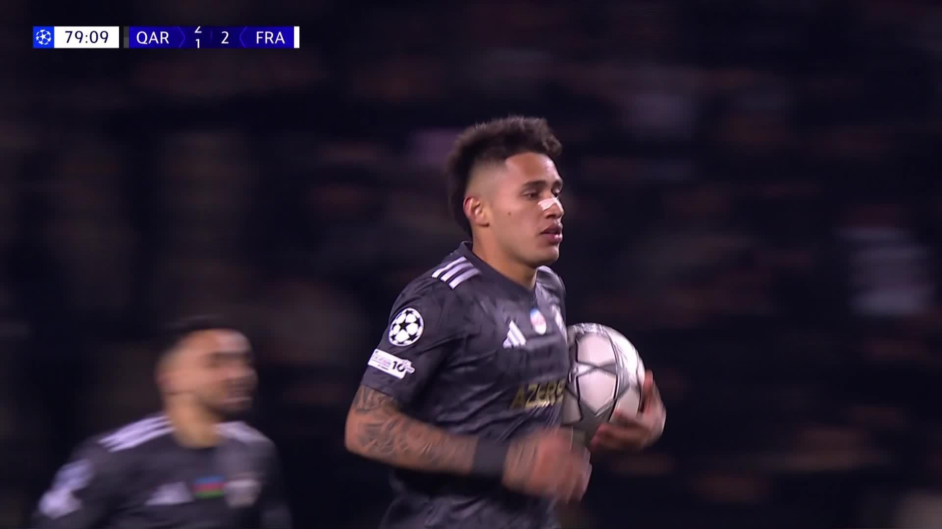Héroe agónico: El doblete de Camilo Durán que eliminó al Eintracht Frankfurt