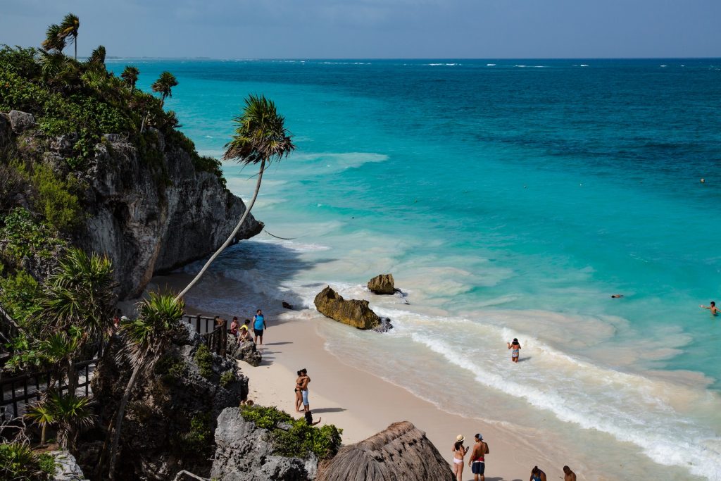 Las mejores 8 playas de Tulum 2026 y sus matices 2 Las 8 playas clave de Tulum y sus matices playa ruinas