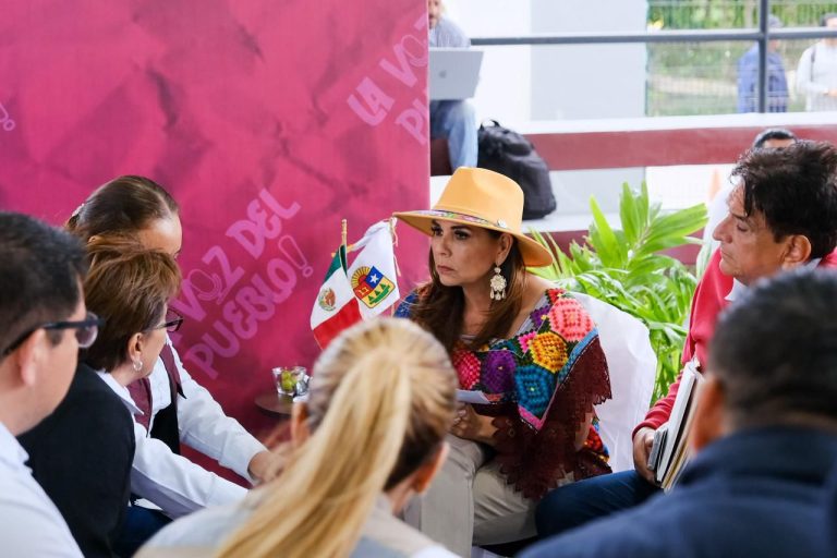 Cozumel: Mara Lezama resolvió 1,420 casos en audiencia “La Voz del Pueblo”