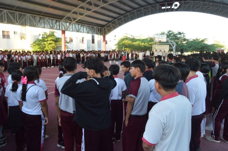 Gobierno de Estefanía Mercado impulsa formación cívica en Playa del Carmen