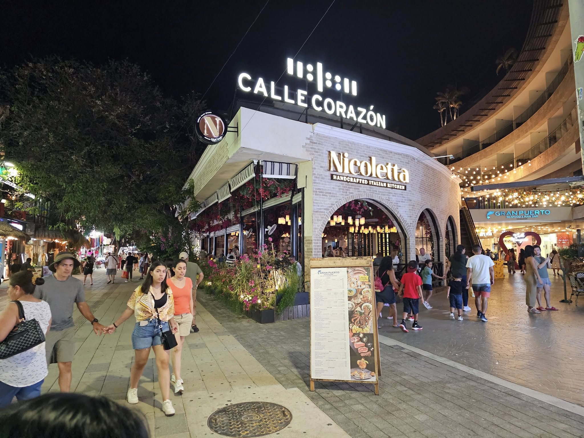 Los 5 mejores restaurantes en Quinta Avenida de Playa del Carmen 2026