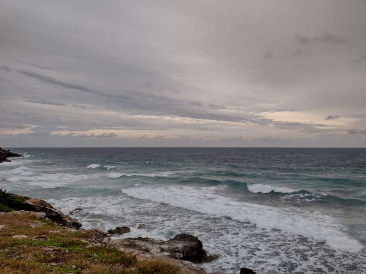 Alerta "Norte" en Playa del Carmen: Clima y restricciones marítimas para el 28 de enero