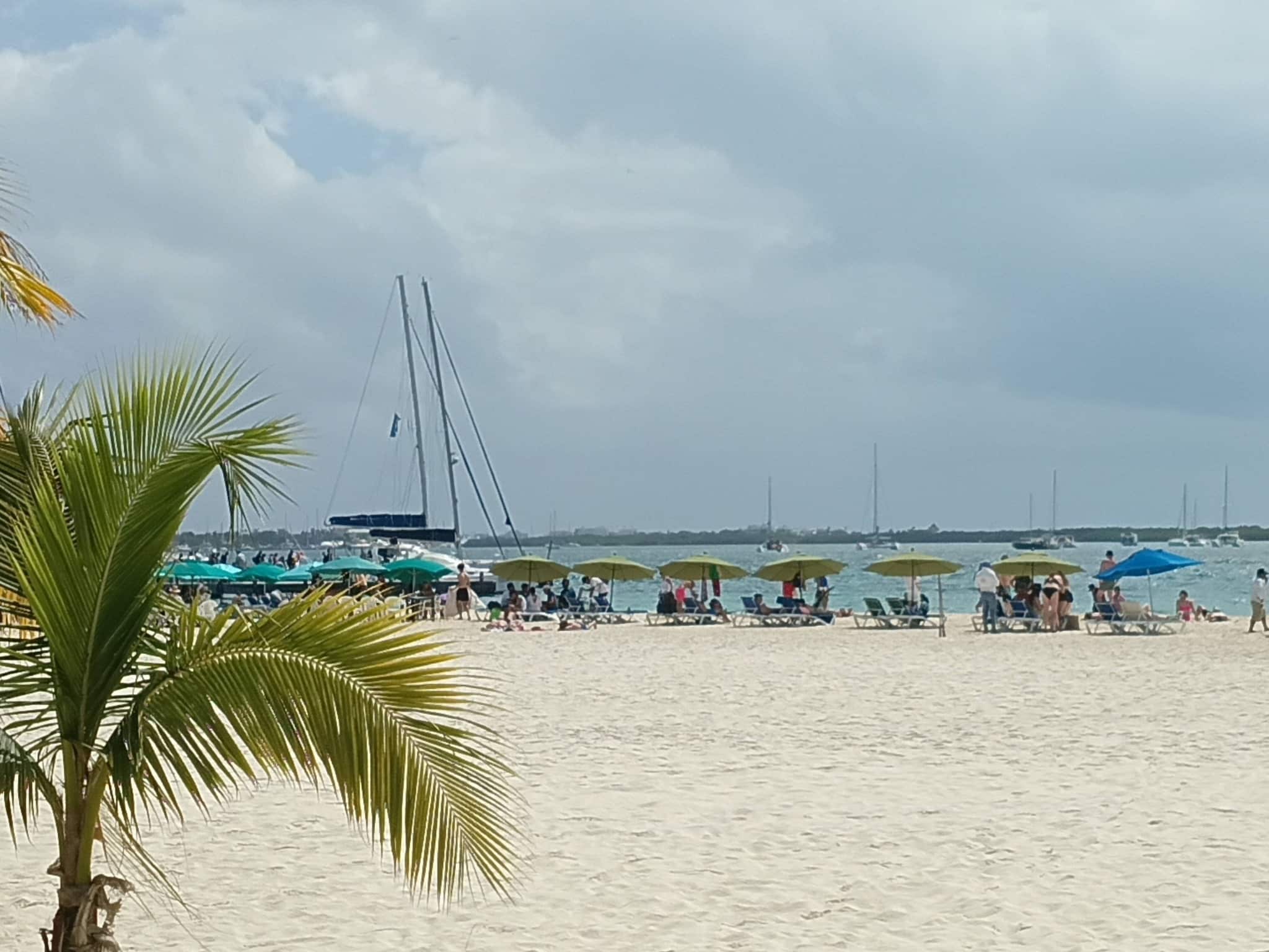 Isla Mujeres: El epicentro caribeño para la navegación y el descanso óptimo