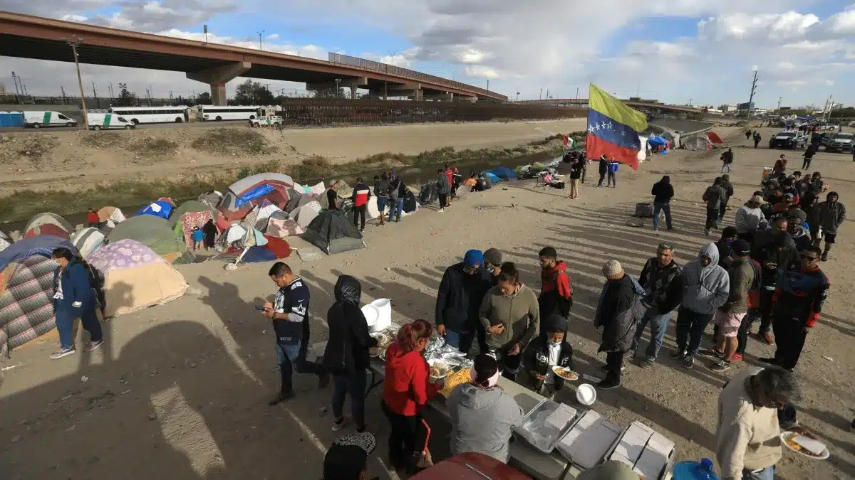 Migrantes varados en Ciudad Juárez: 6 meses de estancamiento y la sombra de CBP One
