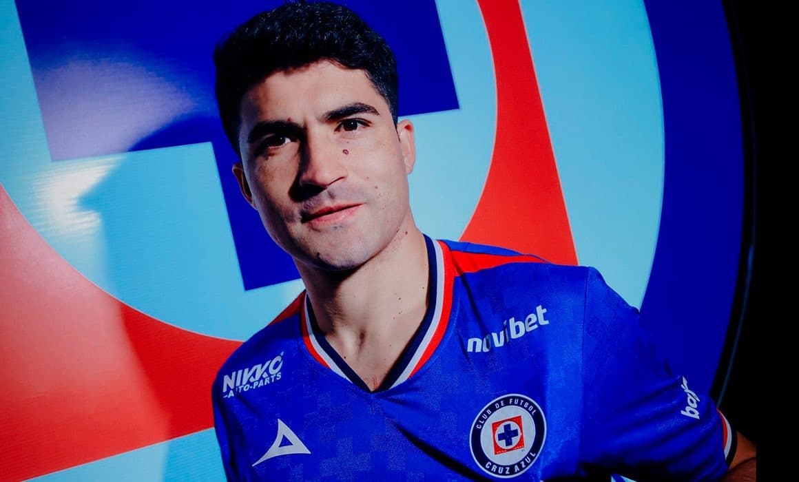 Ibáñez, el delantero que Cruz Azul fichó al límite: La saga que casi fracasa