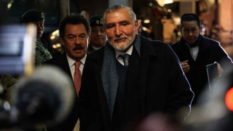 Adán Augusto López deja el Senado: ¿Reorientación o salida forzada por los escándalos?