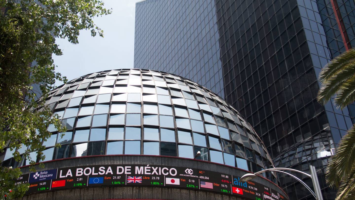 BMV y el peso: Análisis del duodécimo récord bursátil