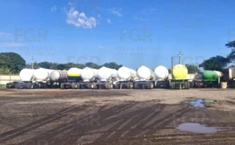 82 mil litros y 149 vehículos de huachicol asegurados en Veracruz: el golpe logístico