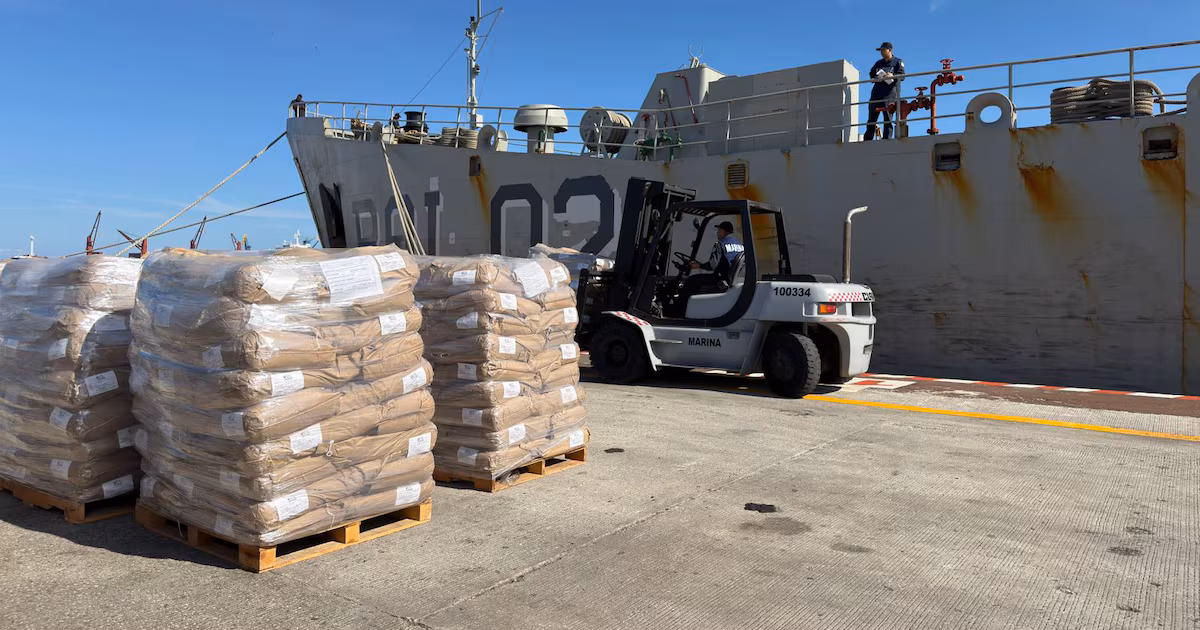 La Marina envía 814 toneladas de ayuda a Cuba por crisis de hidrocarburos