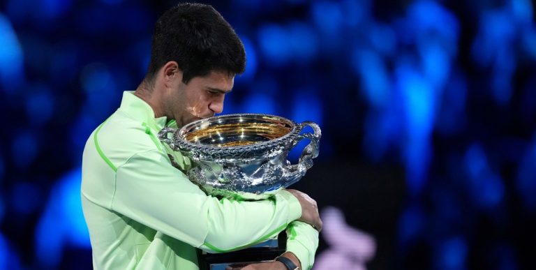 Alcaraz sella el Grand Slam de carrera, derrota a Djokovic en Melbourne