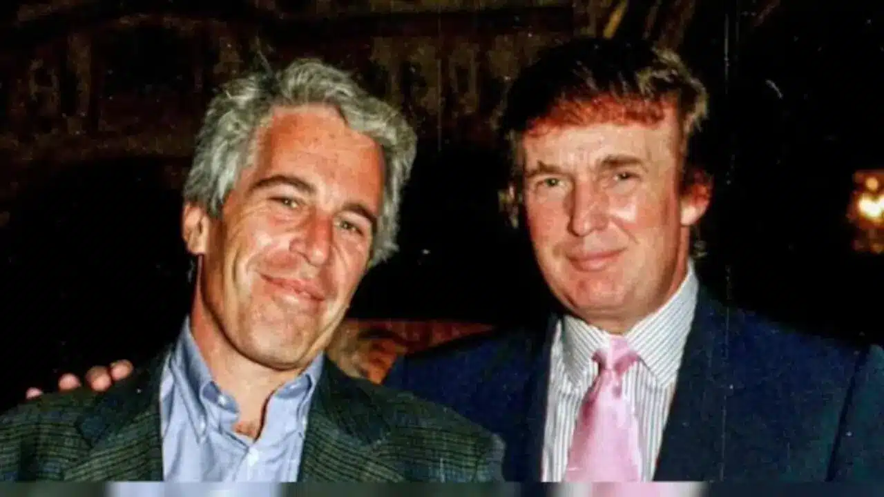 Trump niega amistad con Epstein y alega conspiración de Wolff