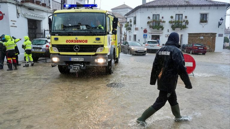 Control de crisis por lluvias: Evacuaciones en Andalucía y Extremadura