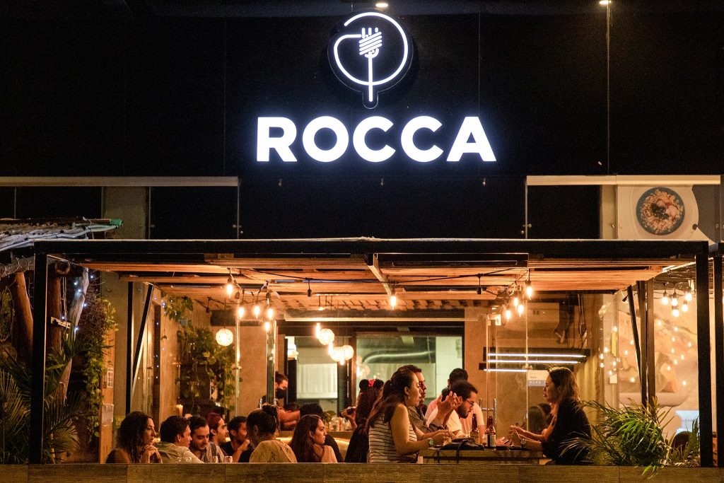 Guía 2026 de restaurantes en Avenida Huayacán, Cancún 2 guia 2026 de restaurantes en avenida huayacan cancun rocca