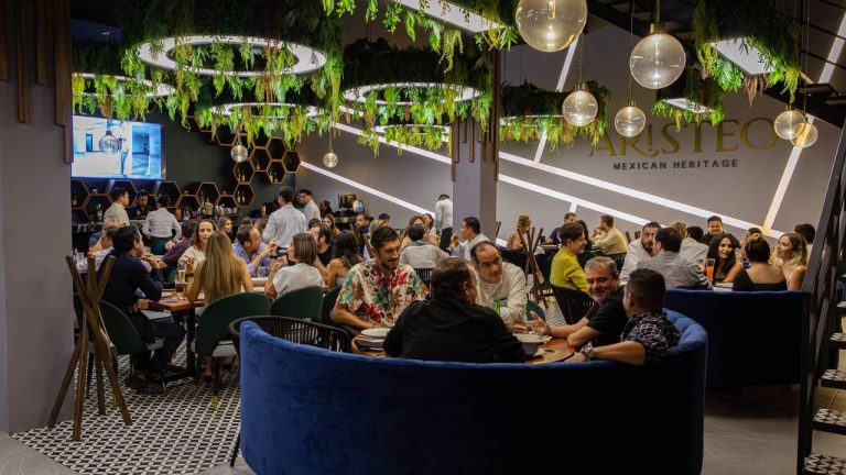 Guía 2026 de restaurantes en Avenida Huayacán, Cancún