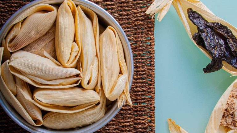 Sincretismo y maíz: Guía 2026 de tamales en Playa del Carmen para La Candelaria