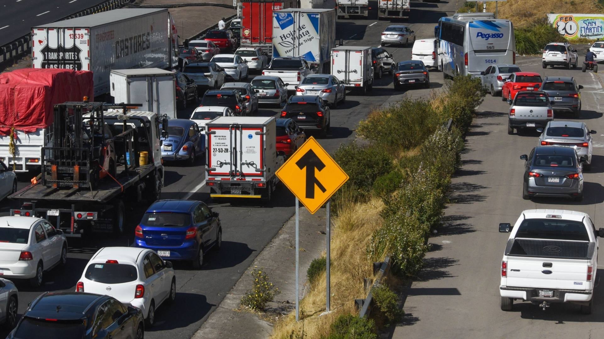 Hoy No Circula lunes 23 Feb 2026: Guía esencial CDMX y Edomex