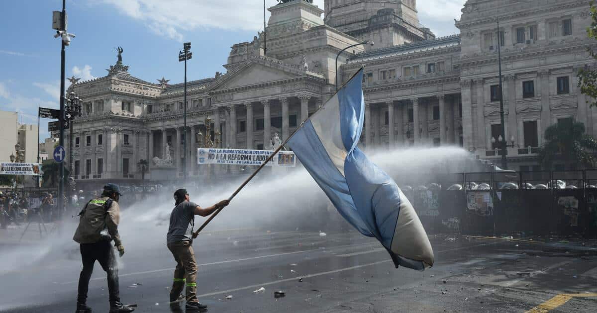 Huelga general en Argentina: el desafío sindical a la reforma de Milei