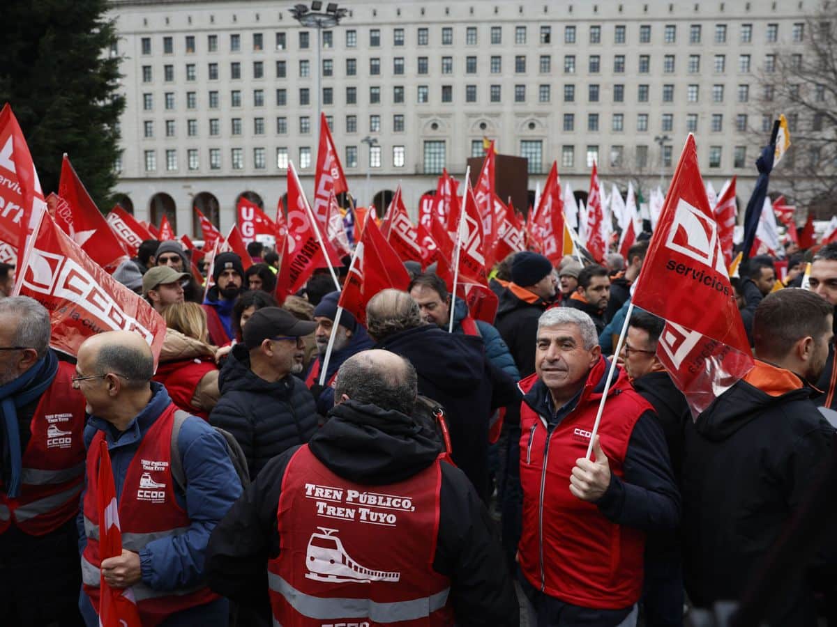 Huelga de maquinistas en España: deterioro y el acuerdo tras Adamuz