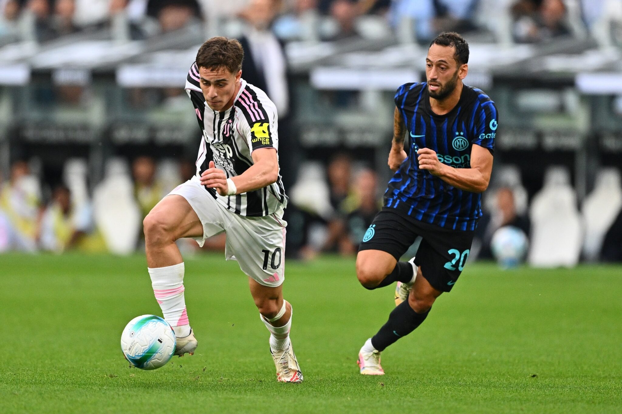 El clásico italiano que define el scudetto: Dónde ver Inter vs. Juventus