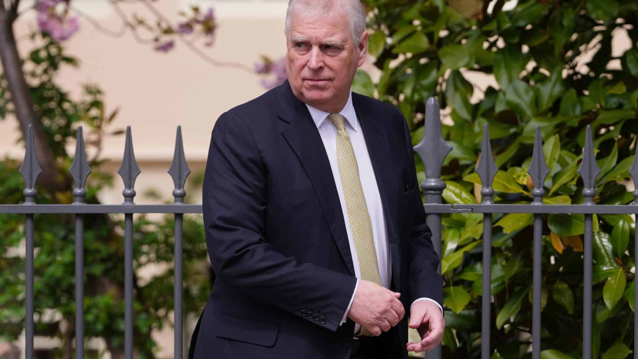 Andrés de Inglaterra queda en libertad tras interrogatorio por envío de archivos a la red de Epstein