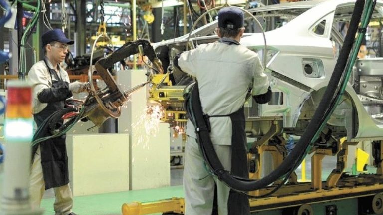 Estados Unidos inicia investigación contra reglas de origen automotriz del T-MEC