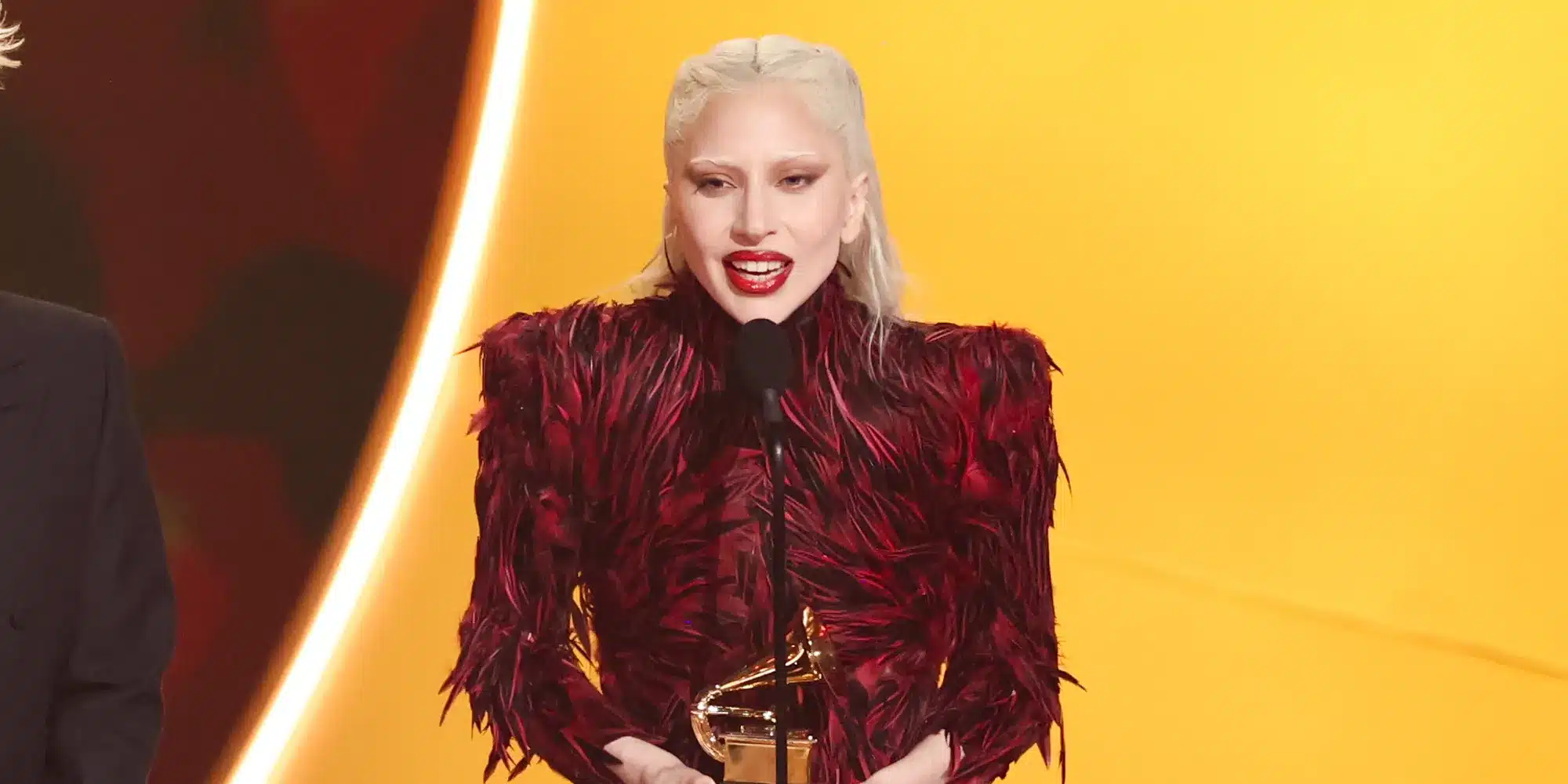Lady Gaga consolida su dominio en los Grammy 2026 con Mayhem