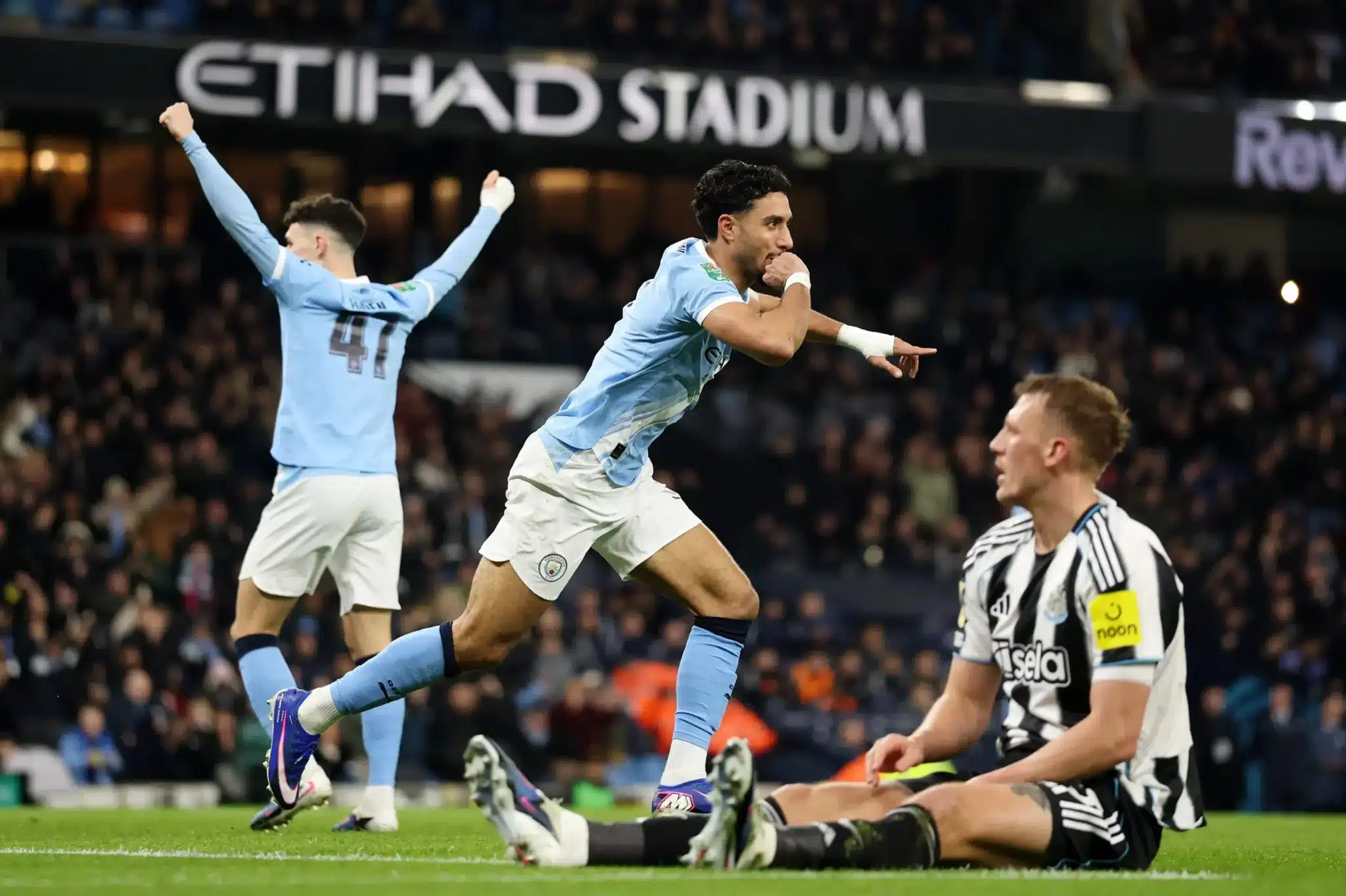 Manchester City asegura la final de Copa de la Liga: 4-0 al Newcastle y desafío al Arsenal