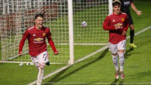 Manchester City castiga al Chelsea y asedia el liderato de la Premier League 2 manchester city salford city fa cup probabilidades 2026