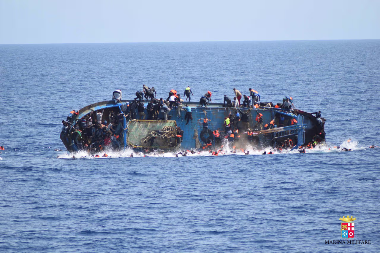 Naufragio en Libia: 53 muertos elevan la cifra de la ruta letal