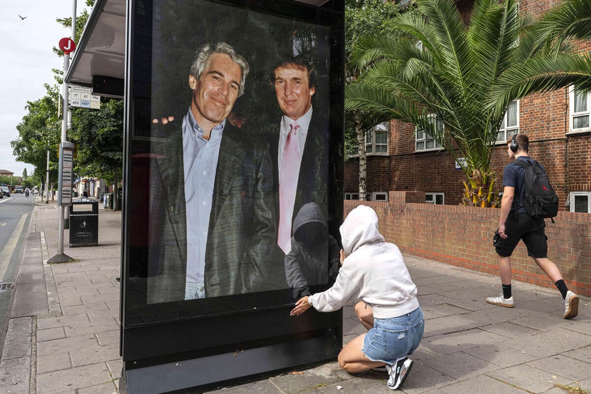 Justicia federal sella documentos clave de Trump en caso Epstein en Nueva York