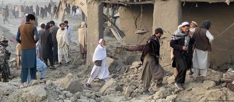 Pakistán reporta la muerte de 70 milicianos en ataques fronterizos con Afganistán