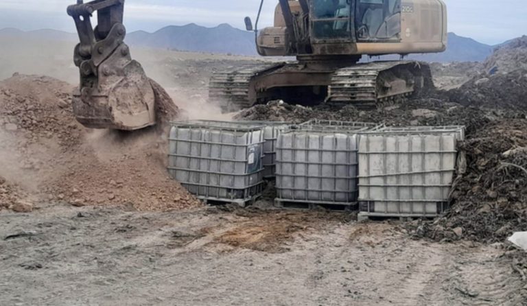 Profepa confina 644 kg de mercurio incautado en Manzanillo