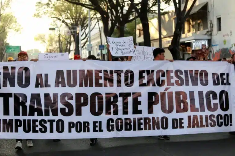 Guadalajara: El impacto económico y la vigilancia de la Tarjeta Naranja