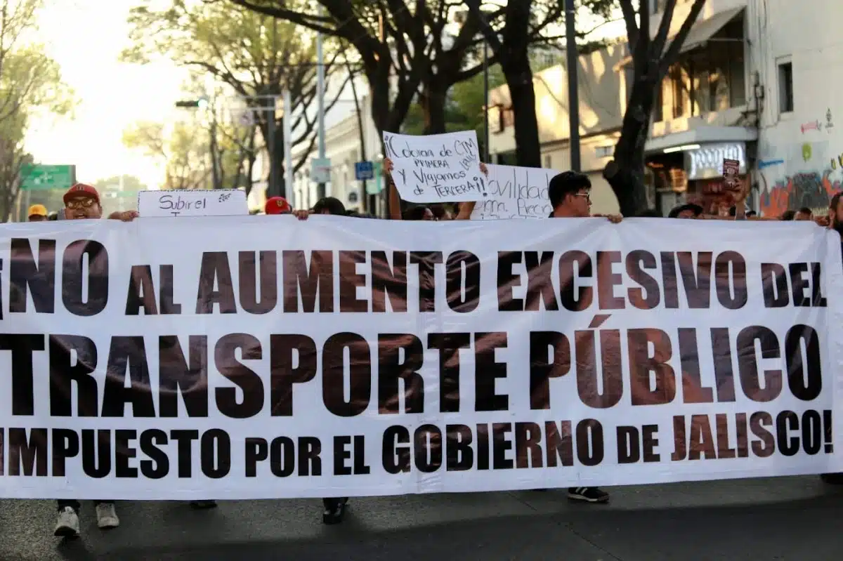 Guadalajara: El impacto económico y la vigilancia de la Tarjeta Naranja