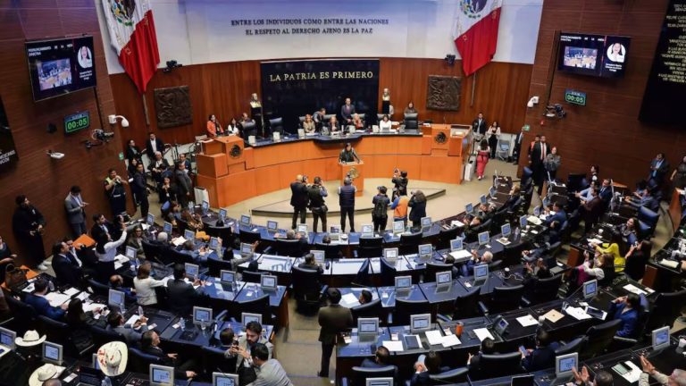 Tensión en el Senado por los dos días de descanso obligatorio