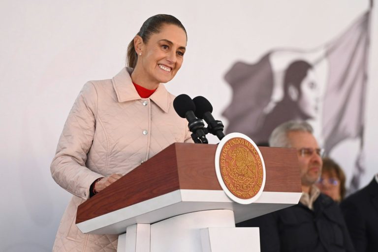 Sheinbaum enviará ayuda humanitaria a Cuba y negocia evitar sanciones de EU