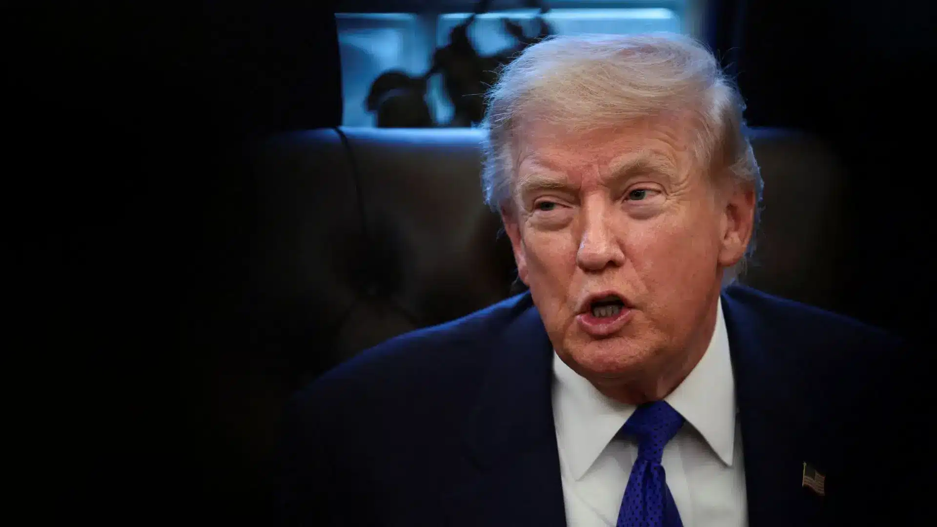 Trump asegura que México detendrá el envío de petróleo a Cuba