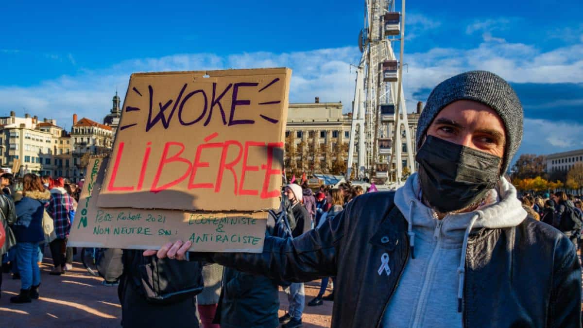La muerte de un ultranacionalista agita a Francia: el desafío para Macron