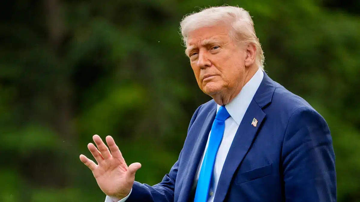Trump respalda la reducción de tasas de interés en su elección para la Fed