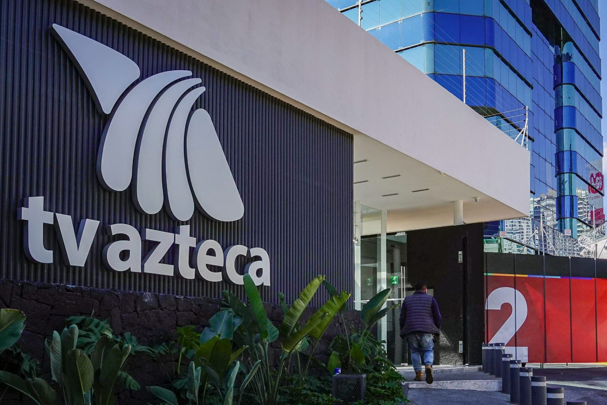 TV Azteca: Concurso mercantil en Ajusco, ¿salvación o liquidación inminente?