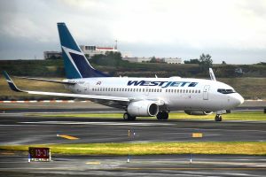 WestJet reconfigura su flota y enfrenta desafíos operacionales en México