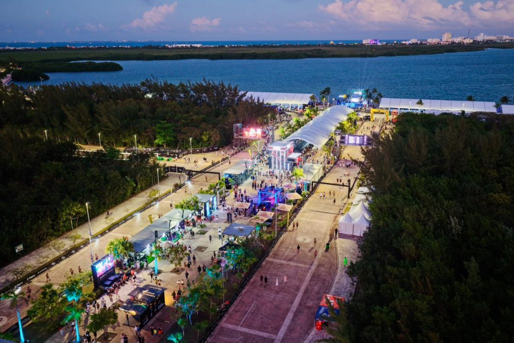 HYROX Cancún 2026 reúne a 10 mil atletas en Malecón Tajamar 1 WhatsApp Image 2026 03 15 at 11.16.32 PM 1