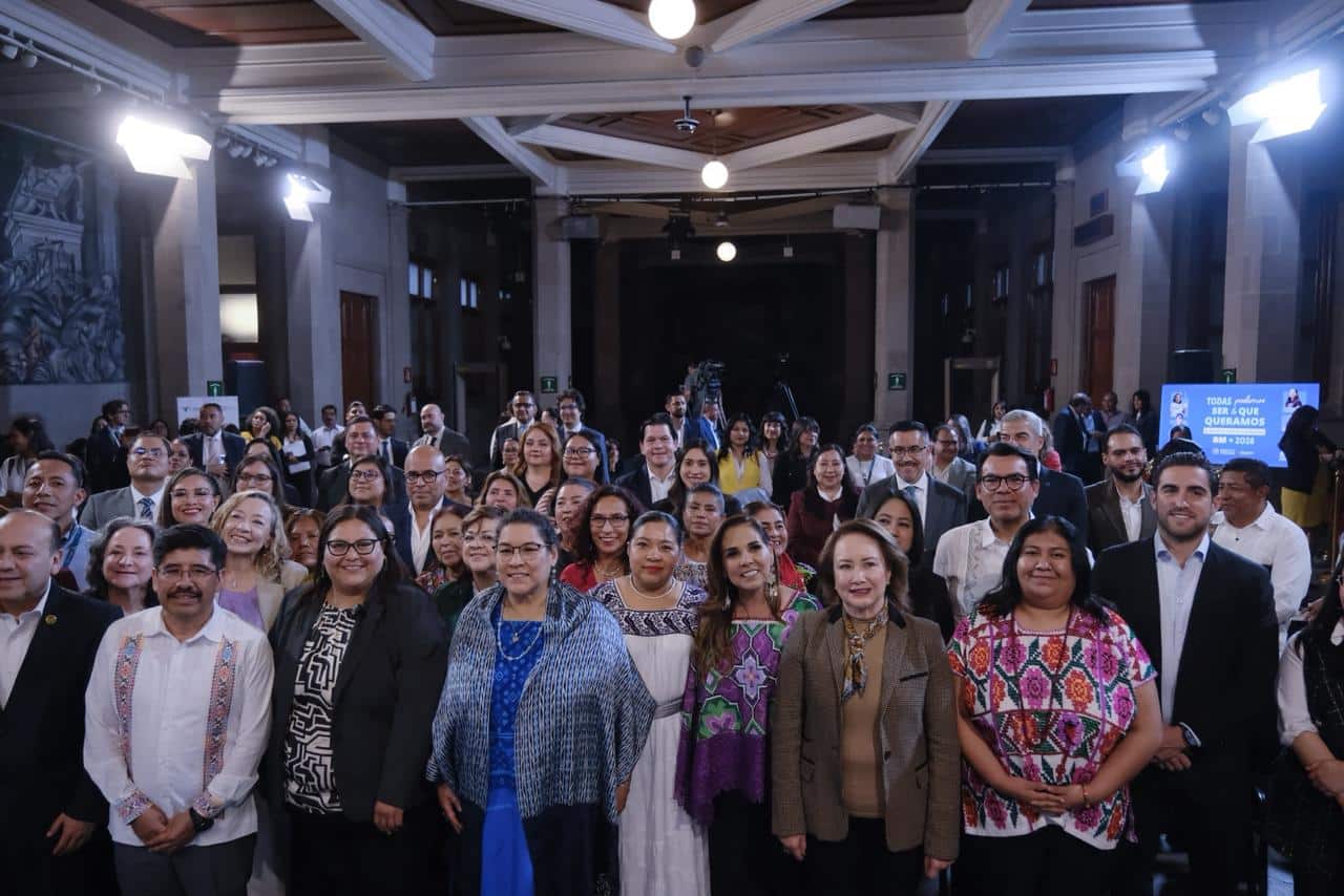Firma del convenio marco de colaboración entre la SCJN, la Secretaría de las Mujeres y la CONAGO para garantizar la justicia con perspectiva de género.