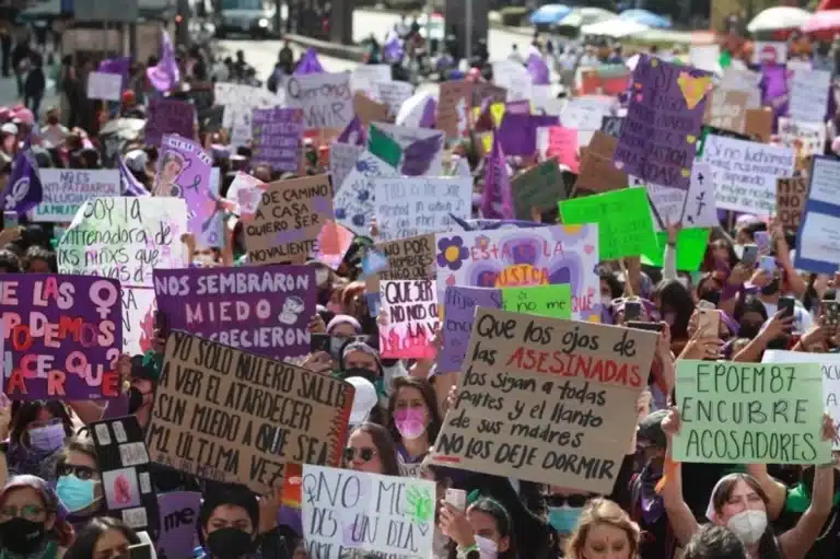 Alerta de seguridad en México por movilizaciones masivas del 8 de marzo