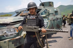 Crisis de seguridad en Manzanillo escala tras hallazgo en colonia Camelinas 1 arsenal militar cjng logistica transnacional