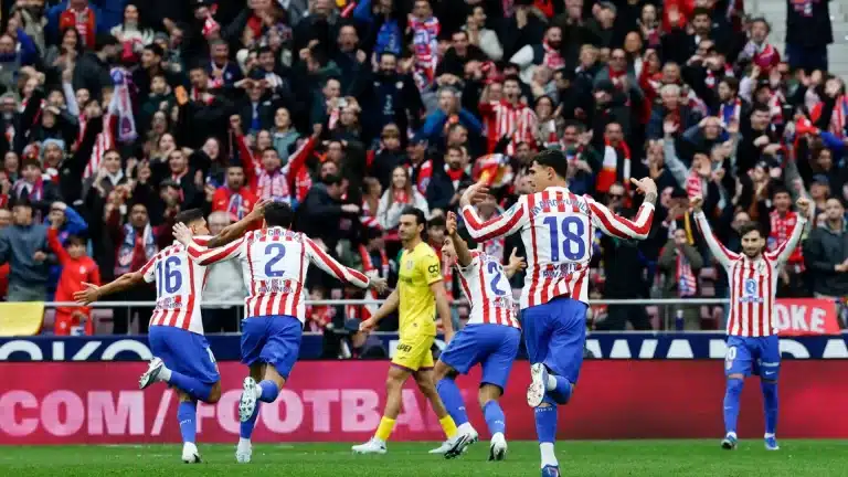El Atlético de Madrid recupera el podio liguero gracias a un destello de Molina