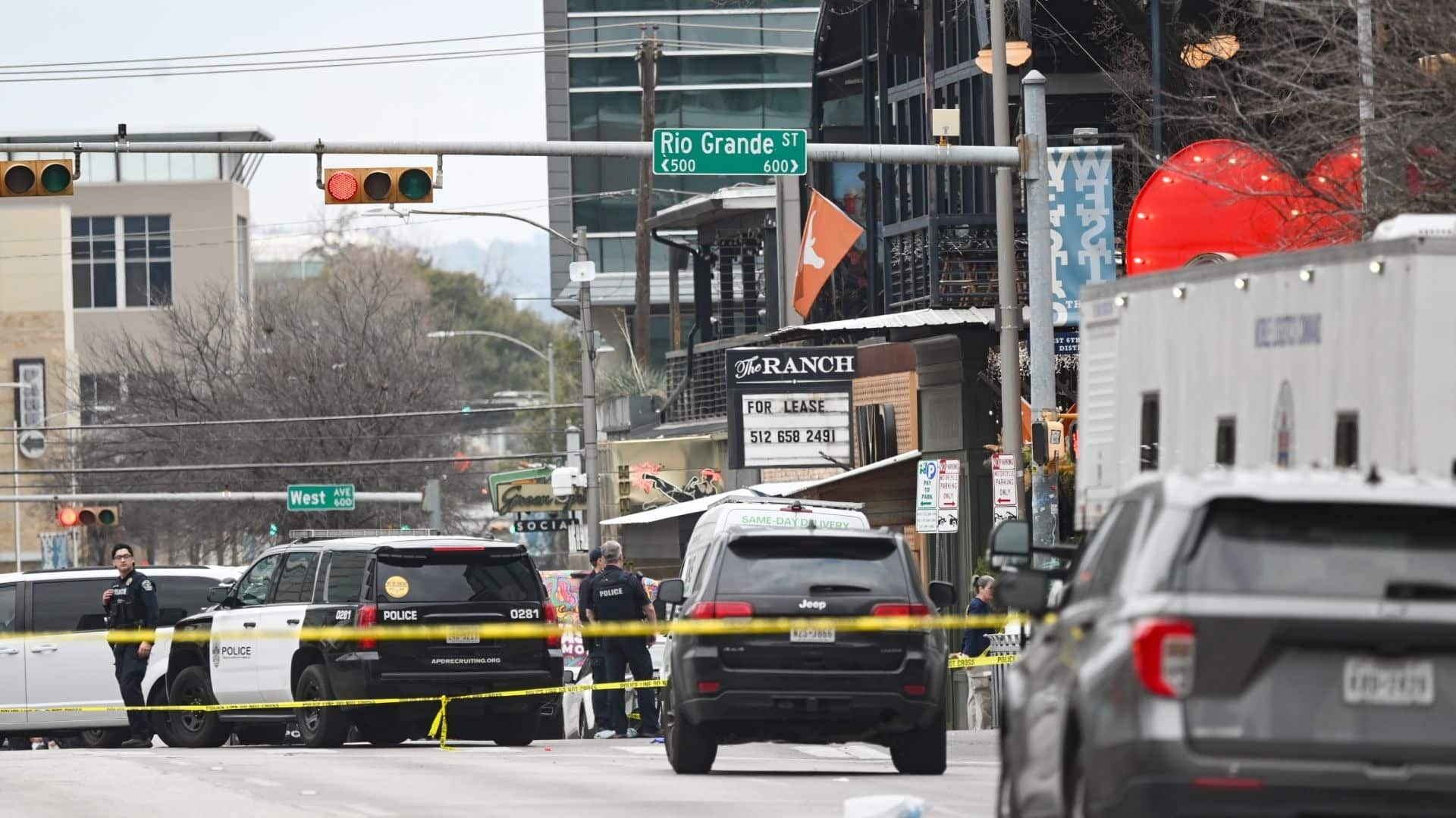 austin-tiroteo-fbi-terrorismo-investigacion